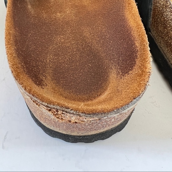 Naot Tahoe Black Leather Sandal - Picture 9 of 12